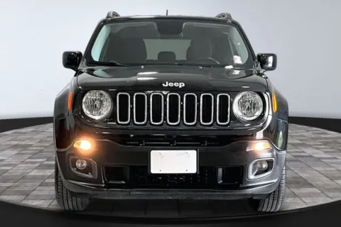 Photos of 2017 Jeep Renegade Latitude for sale in Roanoke, IN at Southwest Auto Sales