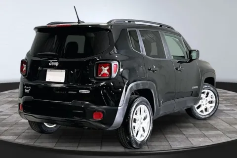 More photos of 2017 Jeep Renegade Latitude at Southwest Auto Sales, IN
