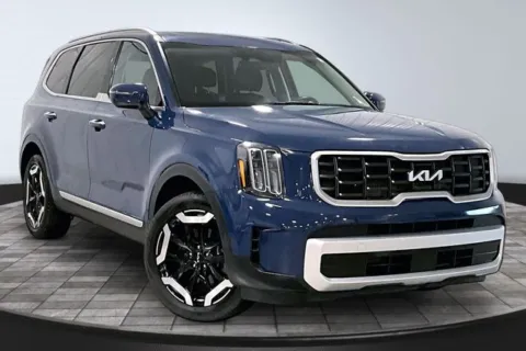 Blue 2025 Kia Telluride S for sale in Roanoke, IN