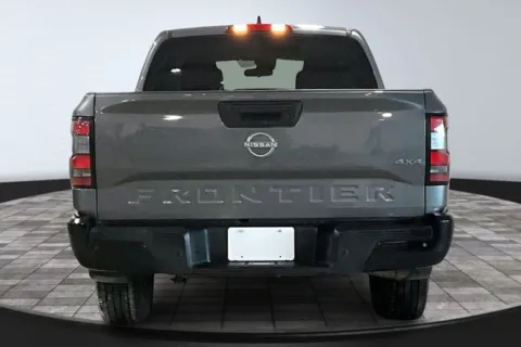More photos of 2022 Nissan Frontier S at Southwest Auto Sales, IN