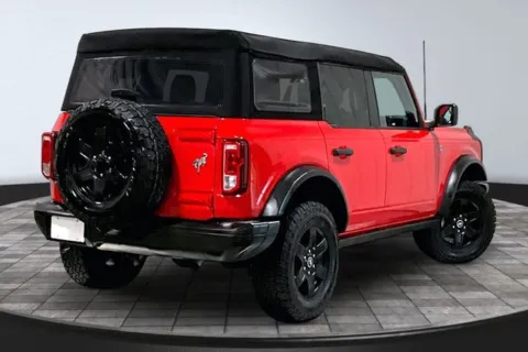 More photos of 2023 Ford Bronco Black Diamond at Southwest Auto Sales, IN
