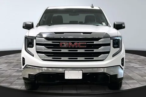 Photos of 2022 GMC Sierra 1500 SLE for sale in Roanoke, IN at Southwest Auto Sales