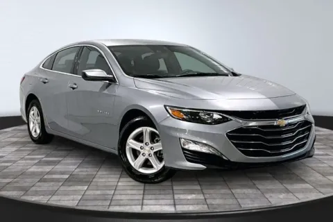 Gray 2024 Chevrolet Malibu LT for sale in Roanoke, IN