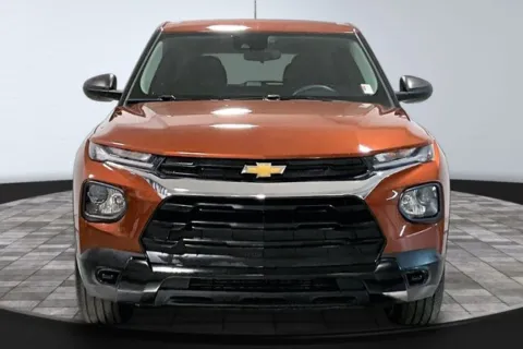 Photos of 2021 Chevrolet TrailBlazer LS for sale in Roanoke, IN at Southwest Auto Sales