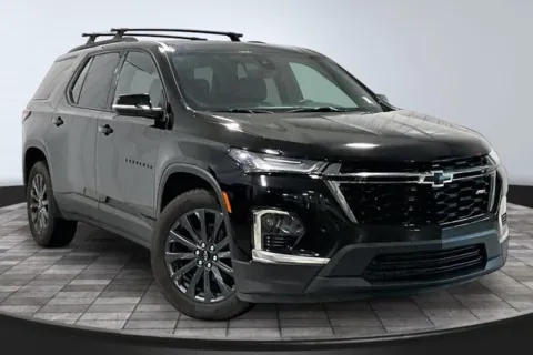 Black 2023 Chevrolet Traverse RS for sale in Roanoke, IN