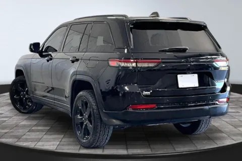 More photos of 2023 Jeep Grand Cherokee Altitude X at Southwest Auto Sales, IN
