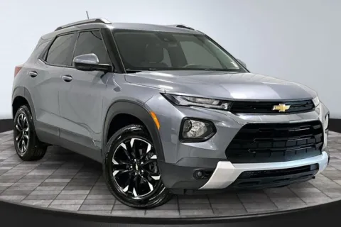 Black 2023 Chevrolet TrailBlazer RS for sale in Roanoke, IN