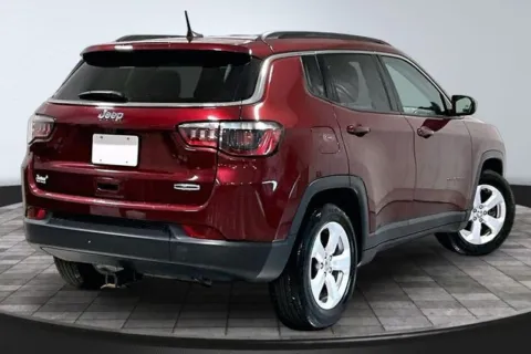 More photos of 2021 Jeep Compass Latitude at Southwest Auto Sales, IN