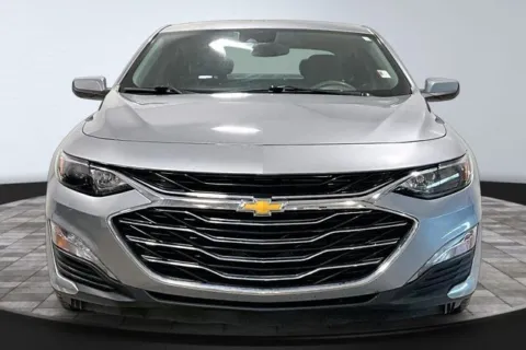 Photos of 2024 Chevrolet Malibu LT for sale in Roanoke, IN at Southwest Auto Sales