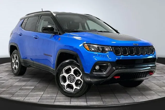 Blue 2022 Jeep Compass Trailhawk for sale in Roanoke, IN