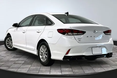 More photos of 2018 Hyundai Sonata SE at Southwest Auto Sales, IN