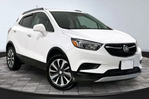White 2021 Buick Encore Preferred for sale in Roanoke, IN
