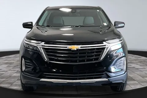 Photos of 2023 Chevrolet Equinox LT for sale in Roanoke, IN at Southwest Auto Sales