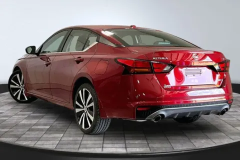 More photos of 2020 Nissan Altima 2.5 SR at Southwest Auto Sales, IN