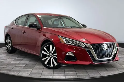 Red 2020 Nissan Altima 2.5 SR for sale in Roanoke, IN