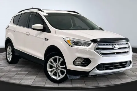 White 2018 Ford Escape SEL for sale in Roanoke, IN