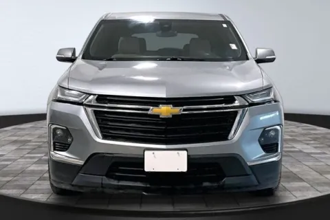 Photos of 2023 Chevrolet Traverse LS for sale in Roanoke, IN at Southwest Auto Sales