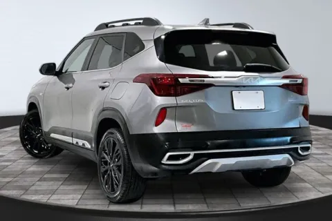More photos of 2023 Kia Seltos Nightfall at Southwest Auto Sales, IN