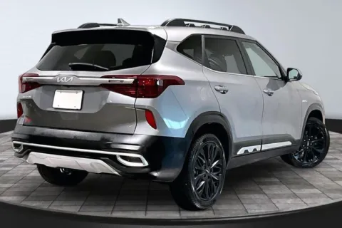 More photos of 2023 Kia Seltos Nightfall at Southwest Auto Sales, IN