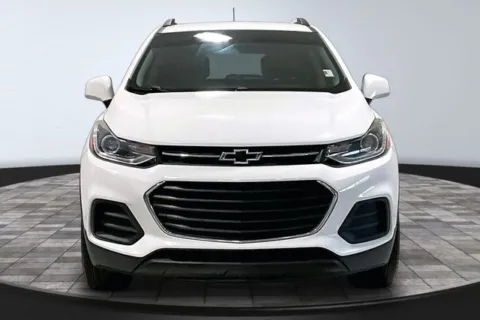 Photos of 2021 Chevrolet Trax LT for sale in Roanoke, IN at Southwest Auto Sales