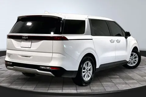 More photos of 2023 Kia Carnival LX Seat Package at Southwest Auto Sales, IN