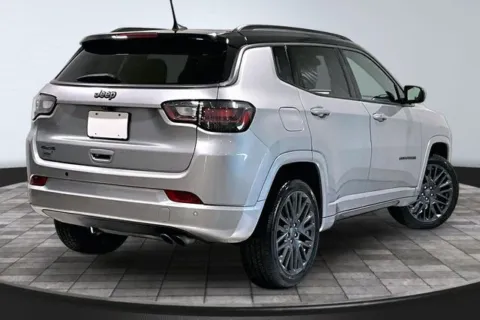 More photos of 2022 Jeep Compass Limited at Southwest Auto Sales, IN