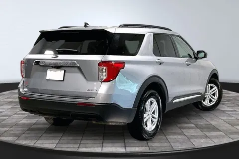 More photos of 2023 Ford Explorer XLT at Southwest Auto Sales, IN