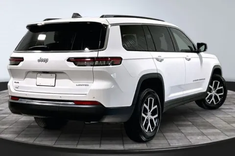 More photos of 2024 Jeep Grand Cherokee L Limited at Southwest Auto Sales, IN