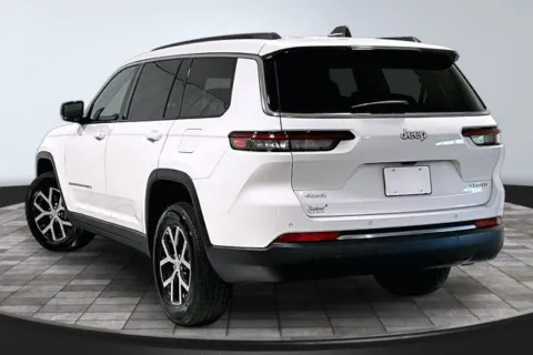 More photos of 2024 Jeep Grand Cherokee L Limited at Southwest Auto Sales, IN