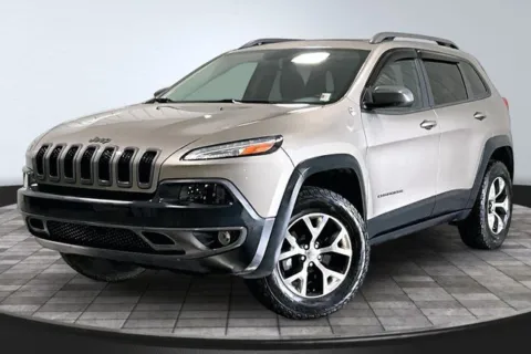 Another view of 2017 Jeep Cherokee Trailhawk for sale in Roanoke, IN at Southwest Auto Sales