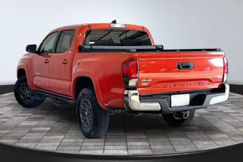 More photos of 2018 Toyota Tacoma SR5 at Southwest Auto Sales, IN