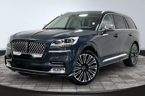 Another view of 2020 Lincoln Aviator Black Label for sale in Roanoke, IN at Southwest Auto Sales