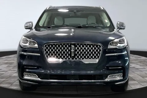 Photos of 2020 Lincoln Aviator Black Label for sale in Roanoke, IN at Southwest Auto Sales