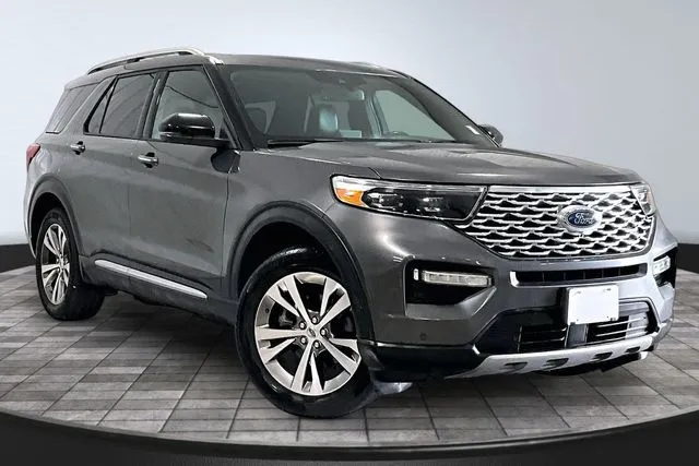 Gray 2020 Ford Explorer Platinum for sale in Roanoke, IN