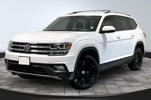 Another view of 2019 Volkswagen Atlas 3.6L V6 SE for sale in Roanoke, IN at Southwest Auto Sales