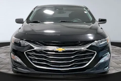 Photos of 2023 Chevrolet Malibu LT for sale in Roanoke, IN at Southwest Auto Sales