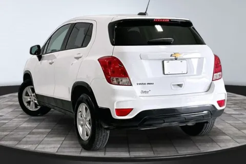 More photos of 2021 Chevrolet Trax LS at Southwest Auto Sales, IN