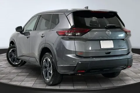 More photos of 2024 Nissan Rogue SV at Southwest Auto Sales, IN