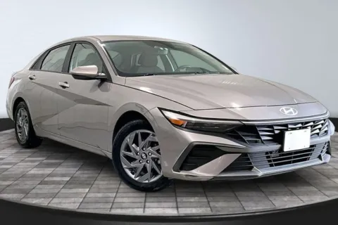 Gray 2024 Hyundai Elantra Hybrid Blue for sale in Roanoke, IN