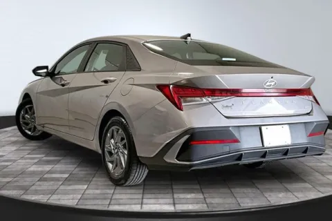 More photos of 2024 Hyundai Elantra Hybrid Blue at Southwest Auto Sales, IN