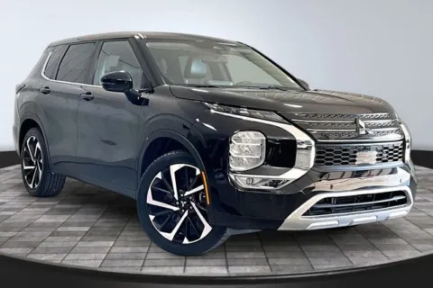 Unknown 2023 Mitsubishi Outlander SE Black Edition for sale in Roanoke, IN