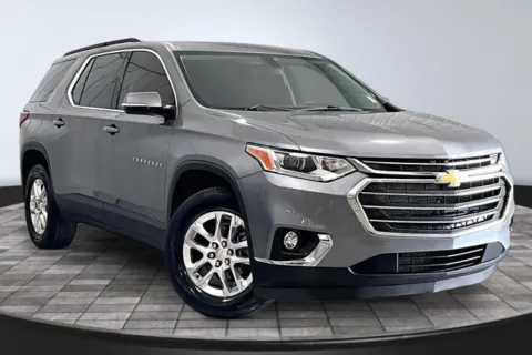 Gray 2020 Chevrolet Traverse LT for sale in Roanoke, IN