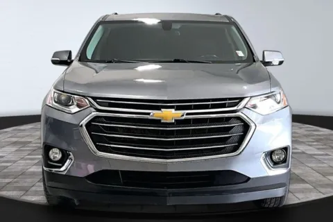 Photos of 2020 Chevrolet Traverse LT for sale in Roanoke, IN at Southwest Auto Sales