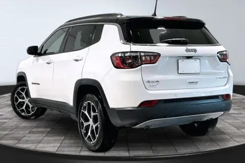 More photos of 2024 Jeep Compass Limited at Southwest Auto Sales, IN