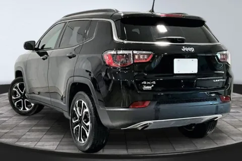 More photos of 2023 Jeep Compass Limited at Southwest Auto Sales, IN