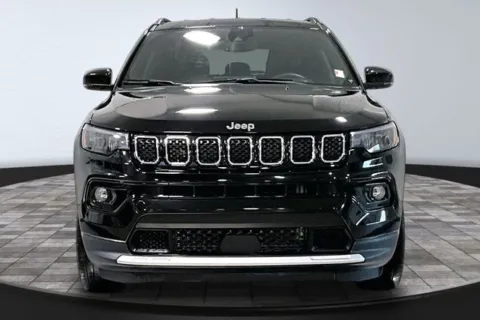 Photos of 2023 Jeep Compass Limited for sale in Roanoke, IN at Southwest Auto Sales