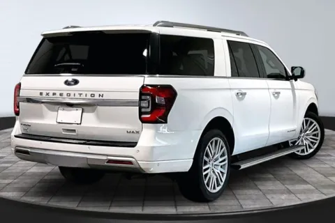 More photos of 2022 Ford Expedition Max Platinum at Southwest Auto Sales, IN