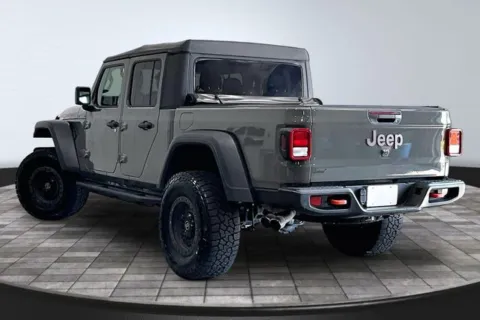 More photos of 2021 Jeep Gladiator Mojave at Southwest Auto Sales, IN