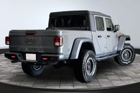 More photos of 2021 Jeep Gladiator Mojave at Southwest Auto Sales, IN