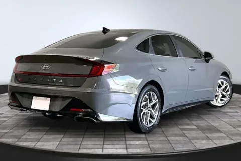 More photos of 2021 Hyundai Sonata SEL at Southwest Auto Sales, IN